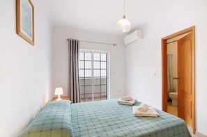 2 makuuhuonetta, vuodevaatteet