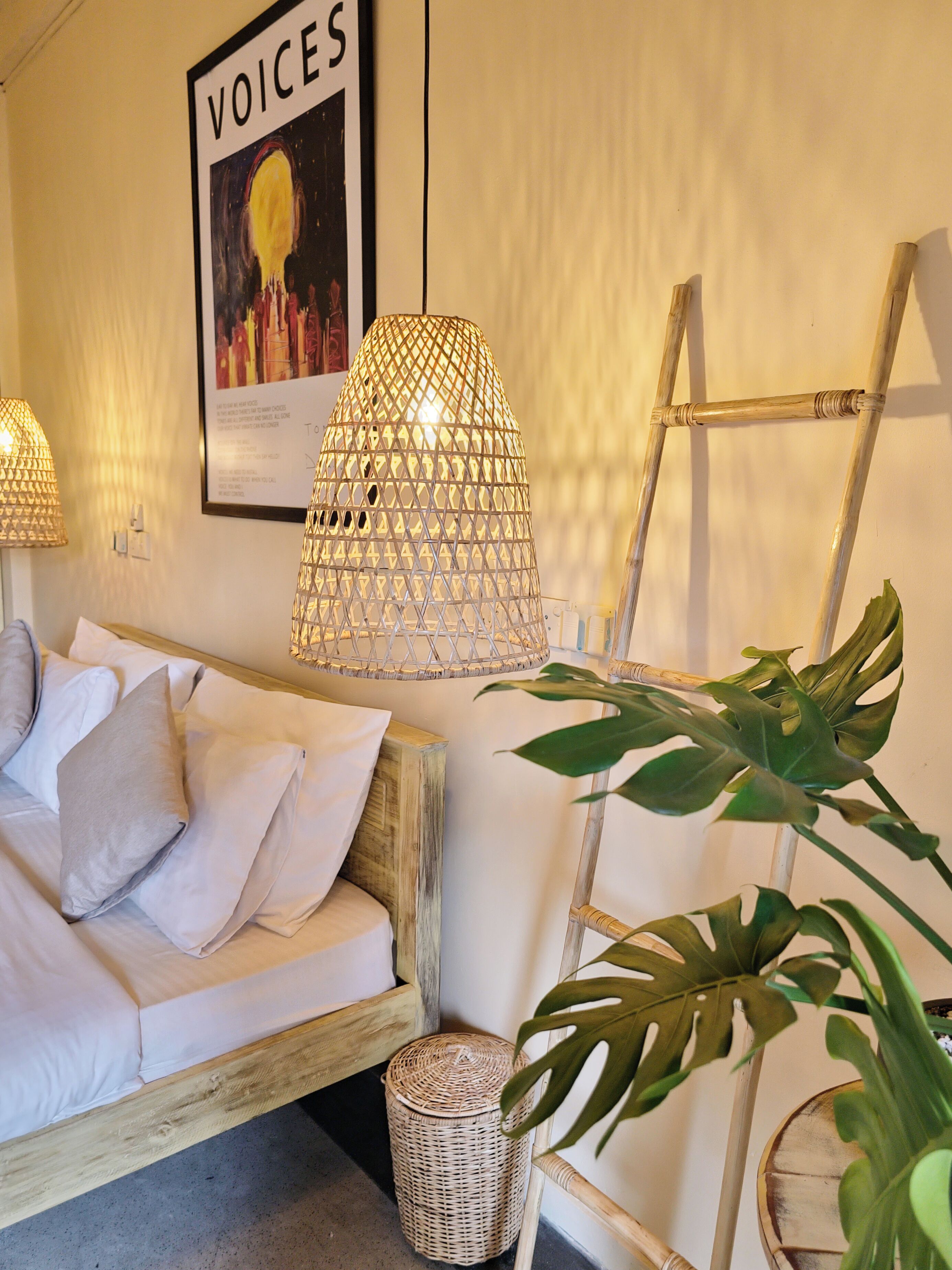 Deluxe Quadruple Room | Individually decorated, desk, laptop workspace, free WiFi