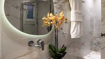 Blue Ark Romantic Studio Under Acropolis | Baño