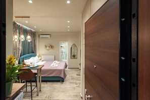Blue Ark Romantic Studio Under Acropolis | 1 phòng ngủ, két bảo mật tại phòng, màn/rèm cản sáng, phòng cách âm 