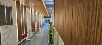 Emerald Urban Comforts