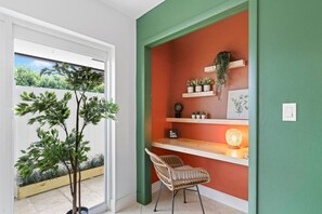 Interior - Ibiza  · Casa Ibiza - Pool Spa, BBQ and Free Parking (Miami)
