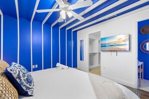 3 Schlafzimmer, Schreibtisch, Bügeleisen/Bügelbrett, Reisekinderbett