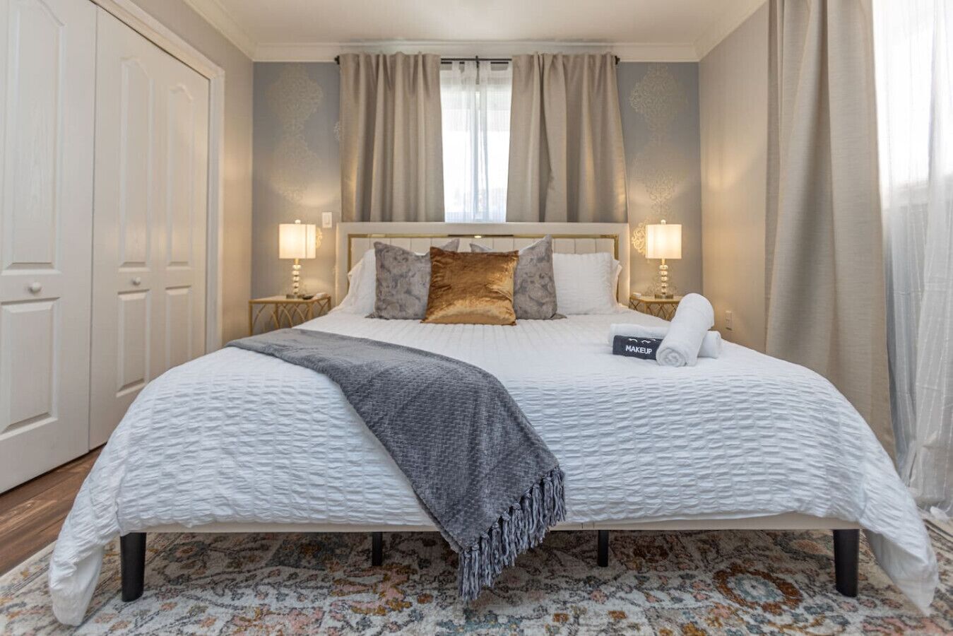 4 slaapkamers, een strijkplank/strijkijzer, reisbedje, wifi