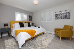 4 bedrooms, desk, iron/ironing board, travel cot