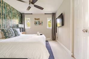 4 bedrooms, iron/ironing board, travel cot, WiFi