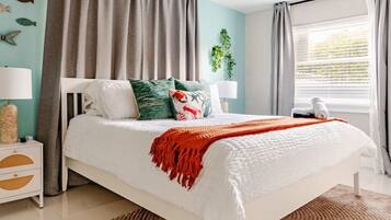 4 slaapkamers, een strijkplank/strijkijzer, reisbedje, wifi