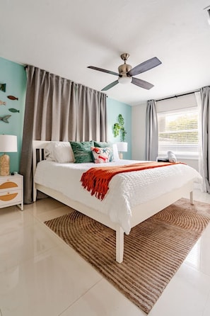 4 bedrooms, iron/ironing board, travel crib, WiFi - Hawaii Paradise on Miami 4BR Big Pool (Miami)