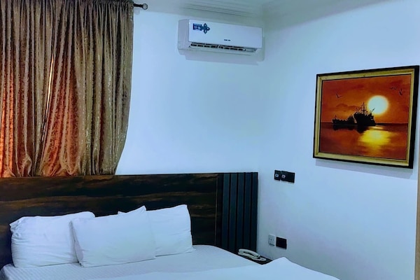 Double Room | Egyptian cotton sheets, premium bedding, down comforters