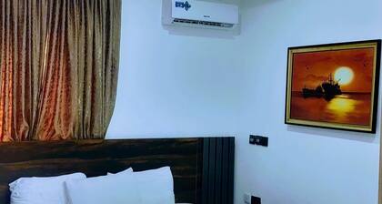 Skenyo Hotel & Apartments