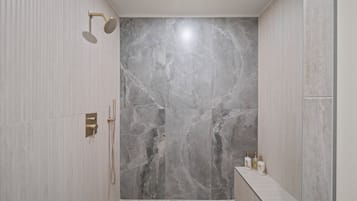 Suite, 2 Double Beds | Bathroom | Separate tub and shower, deep soaking tub, free toiletries, hair dryer