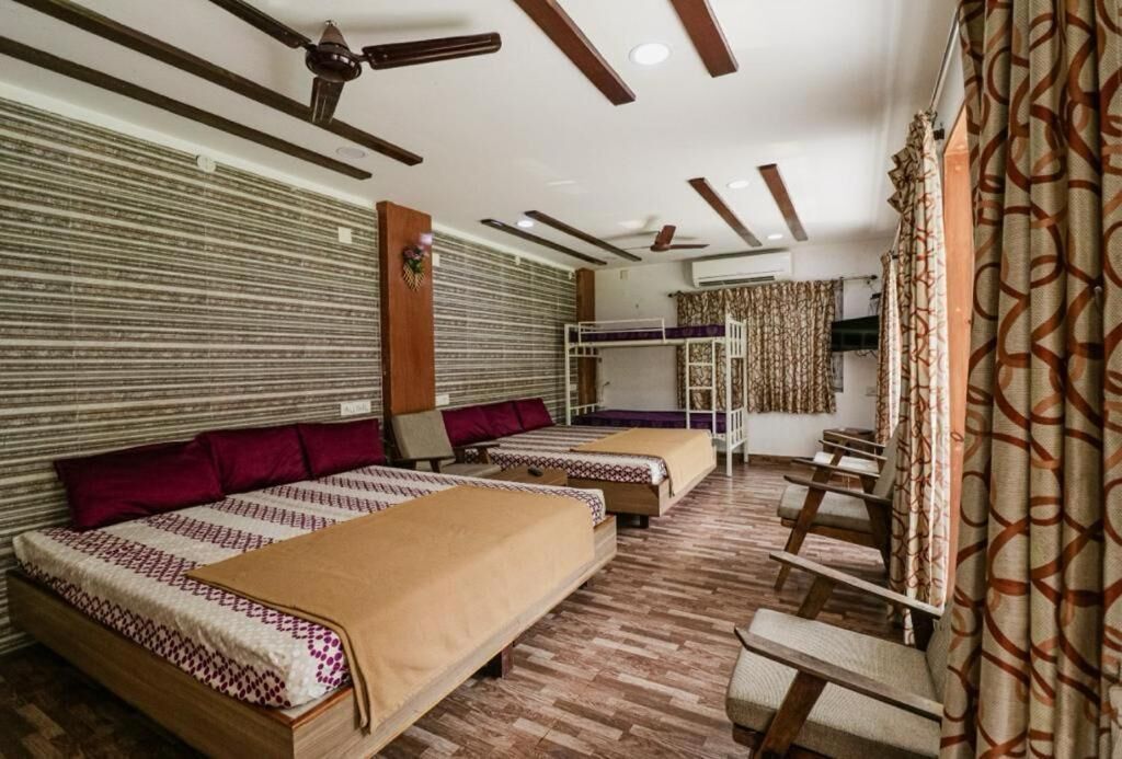 1 chambre, fer et planche à repasser, Wi-Fi, draps fournis