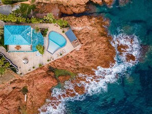 Exterior - Luxurious villa with panoramic view, pool, Jacuzzi, private access to the sea (Saint Raphael)