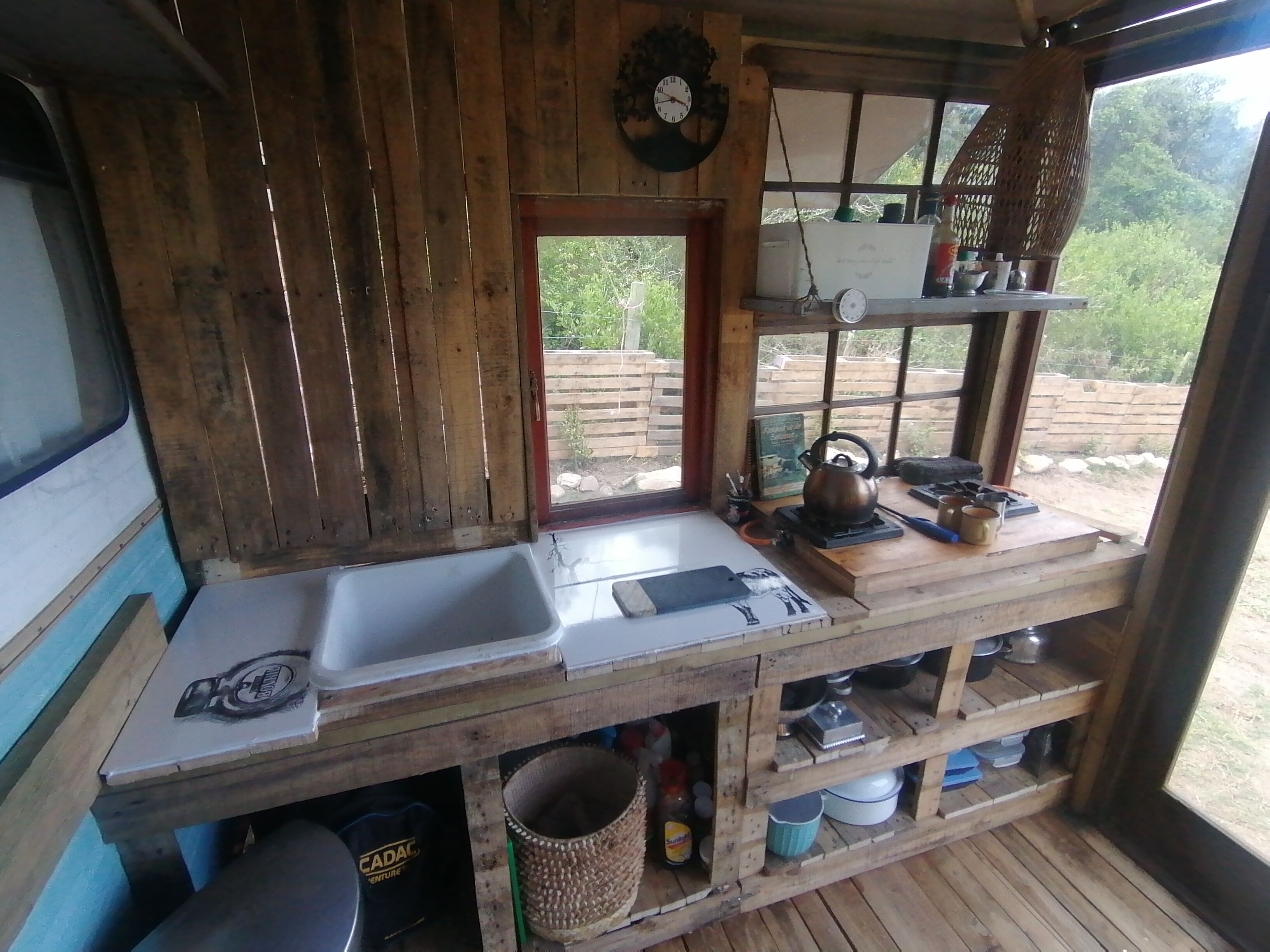 Fridge, stovetop, coffee/tea maker, electric kettle