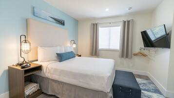 Standard Suite, Multiple Beds, Balcony, Pet Friendly | 1 間睡房、獨特設計、獨特裝修、熨斗/熨衫板