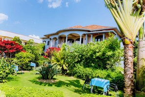 Exterior - The Little Hill Boutique Hotel (Kigali)