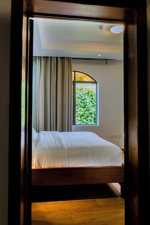 Suite Exécutive | Matelas mémoire de forme, minibar, coffres-forts dans les chambres