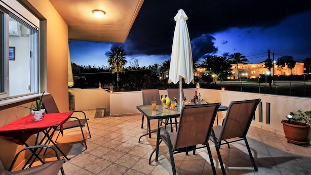 Unclassified image, 1 of 19, button - Gianna's House Next To Platanias, 250m From Beach (Platanias)