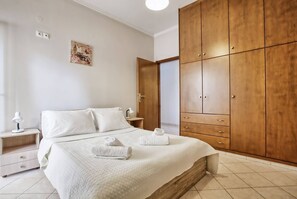 Departamento, 2 habitaciones, balcón, vista al jardín | 2 habitaciones 