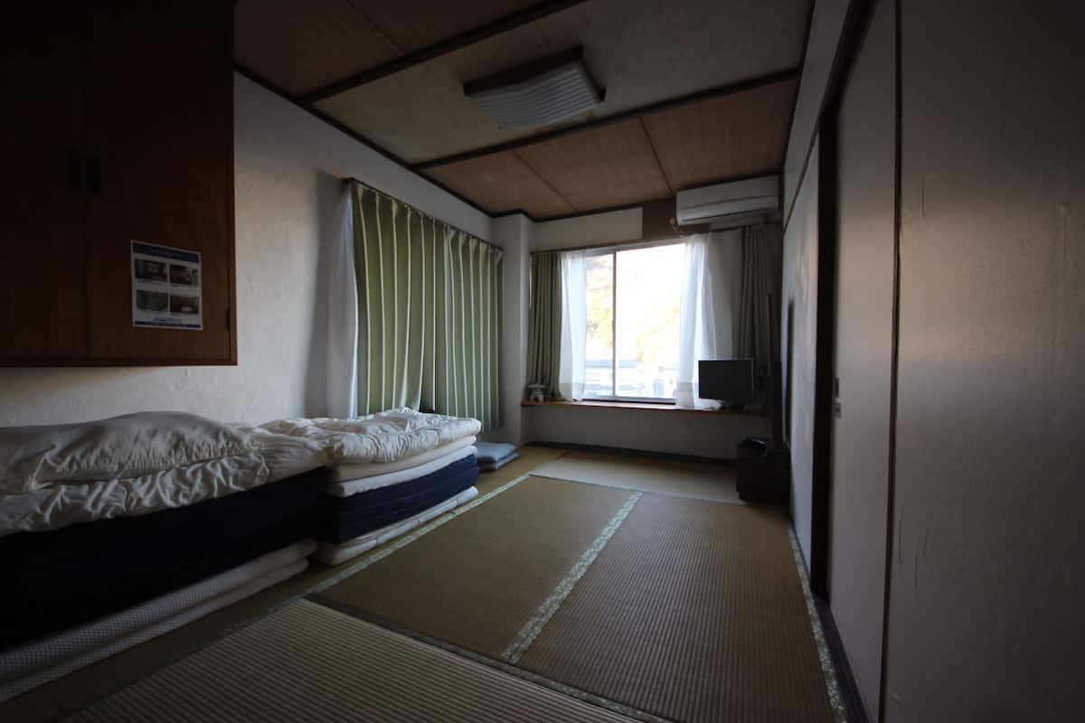 Basic Apartment | 1 bedroom, in-room safe, individually decorated, desk