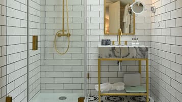 Superior Suite | Bathroom | Shower, rainfall showerhead, designer toiletries, hair dryer