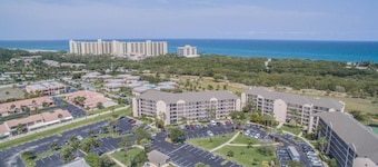 Jupiter Bay Beach Condo