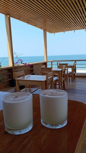 Bar (en la propiedad)