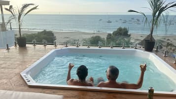 Utomhuspool