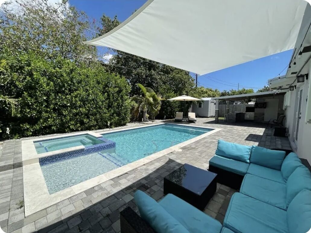 Cozy retreat in the heart of Miami. Saltwater Pool
