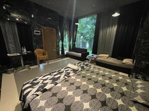 Interior - AuraBay Resorts Double Room with Garden View (Bommayapalayam)