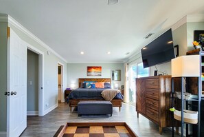 8 bedrooms, Internet, bed sheets - Tides and Sunshine - Ocean Views w/ Private Pools! (North Topsail Beach)