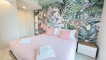 1 bedroom, iron/ironing board, WiFi (free), bed sheets