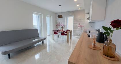 Fairmont Seafront Flamingo Suite by Ca-Sa Check