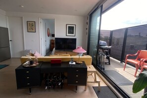 Basic Apartment | Interior - Quiet 1-bedroom Unit in Richmond w/ Parking! (Richmond)