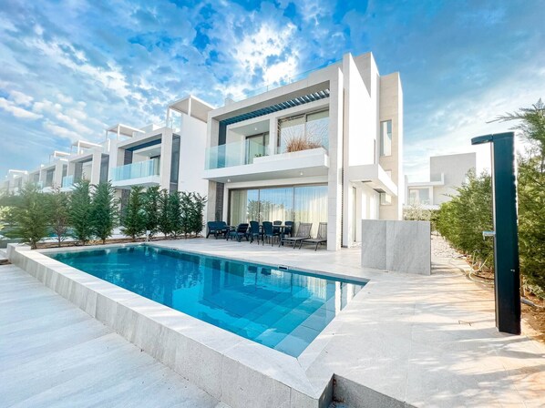 Pool - Azure Serenity Villa (Protaras)