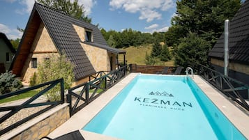Opvarmet pool