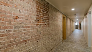 Apartment, 2 Bedrooms, City View | Interior