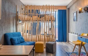 1 habitación, tabla de planchar con plancha, wifi y ropa de cama 