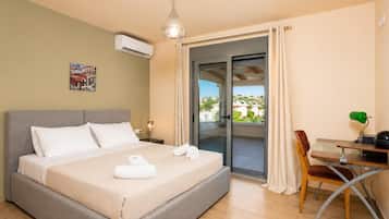 3 bedrooms, iron/ironing board, travel crib, WiFi