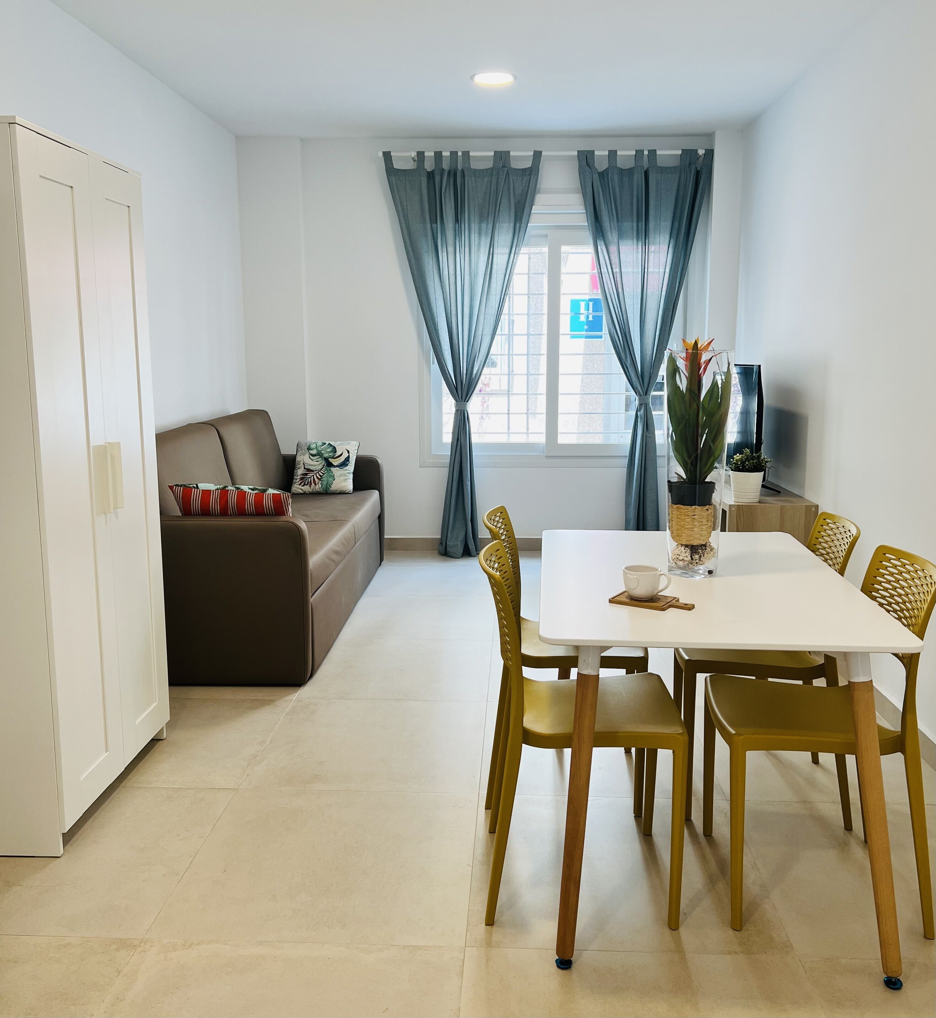 Appartamento Economy (Planta baja) | Area soggiorno | Smart TV