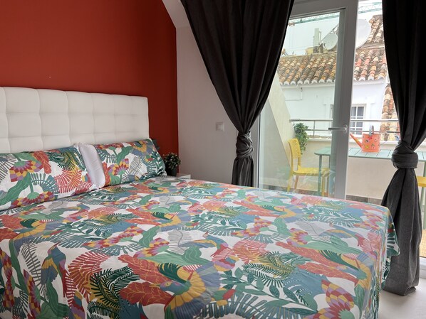 Appartement familial (Trilocale) | Fer et planche à repasser, accès au Wi-Fi (inclus), literie fournie