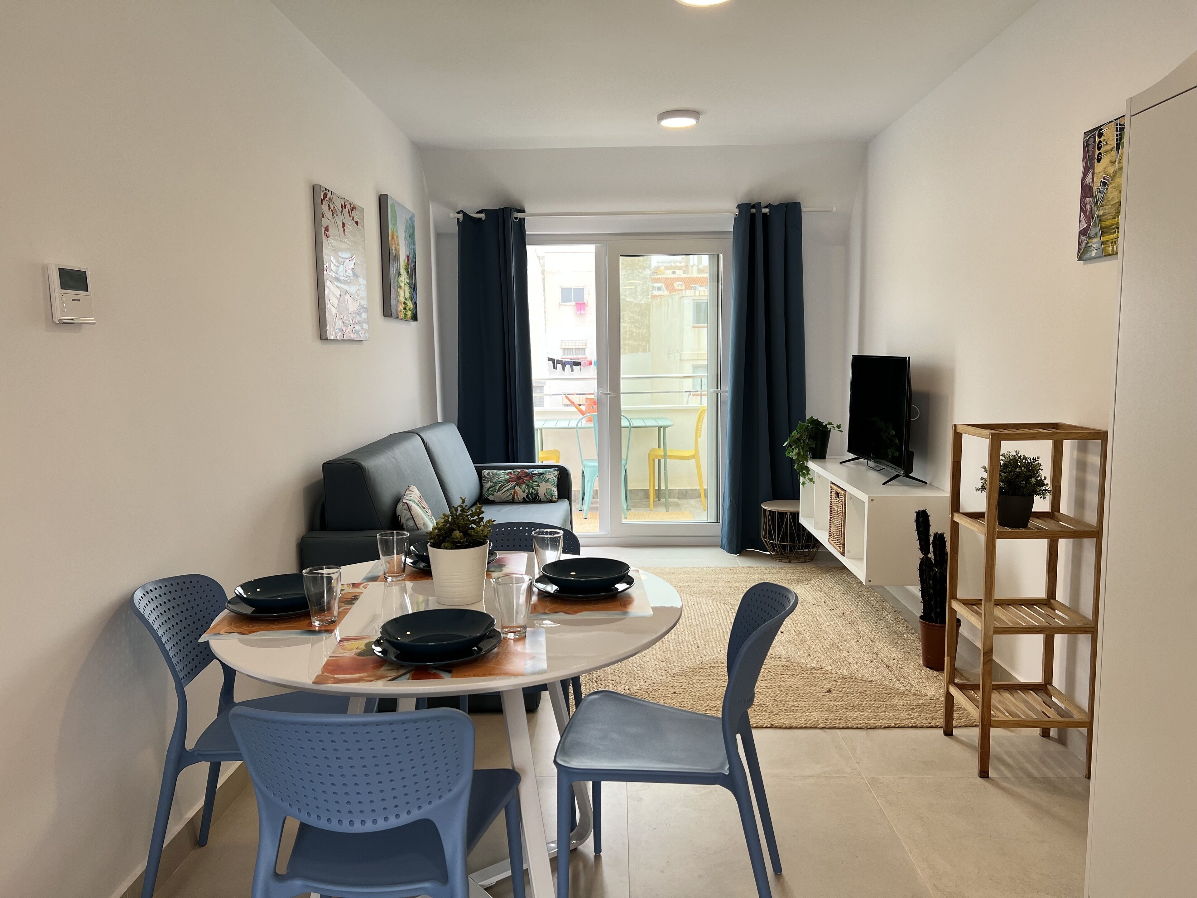 Apartamento familiar (Trilocale) | Zona de estar | Una Smart TV