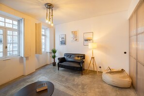 Leilighet | Skrivebord, wi-fi (inkludert) og sengetøy