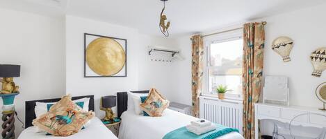 2 bedrooms, iron/ironing board, travel cot, free WiFi