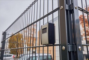 2 Schlafzimmer, Schreibtisch, Bügeleisen/Bügelbrett, kostenloses WLAN