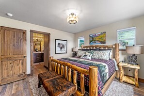 3 bedrooms, iron/ironing board, travel cot, WiFi