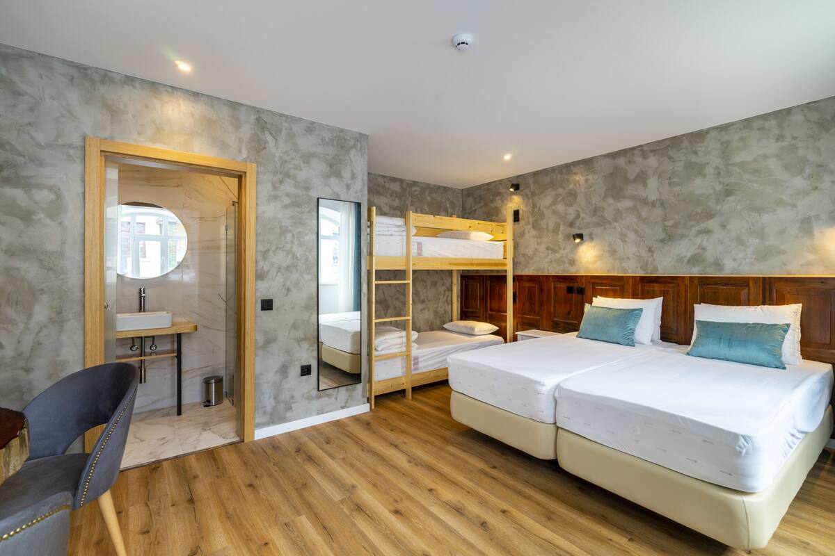 Family Suite