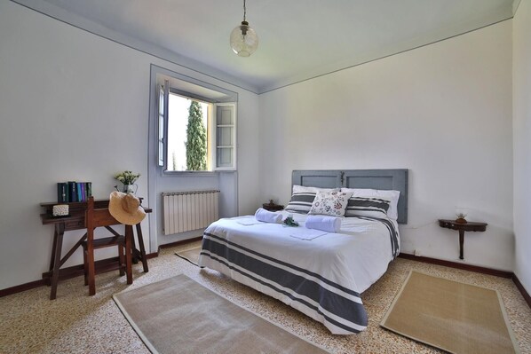 1 多间卧室、旅行婴儿床、免费 WiFi、床单