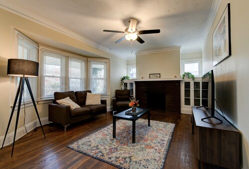 Charming 2BR 1 bath in the heart of CLE Heights