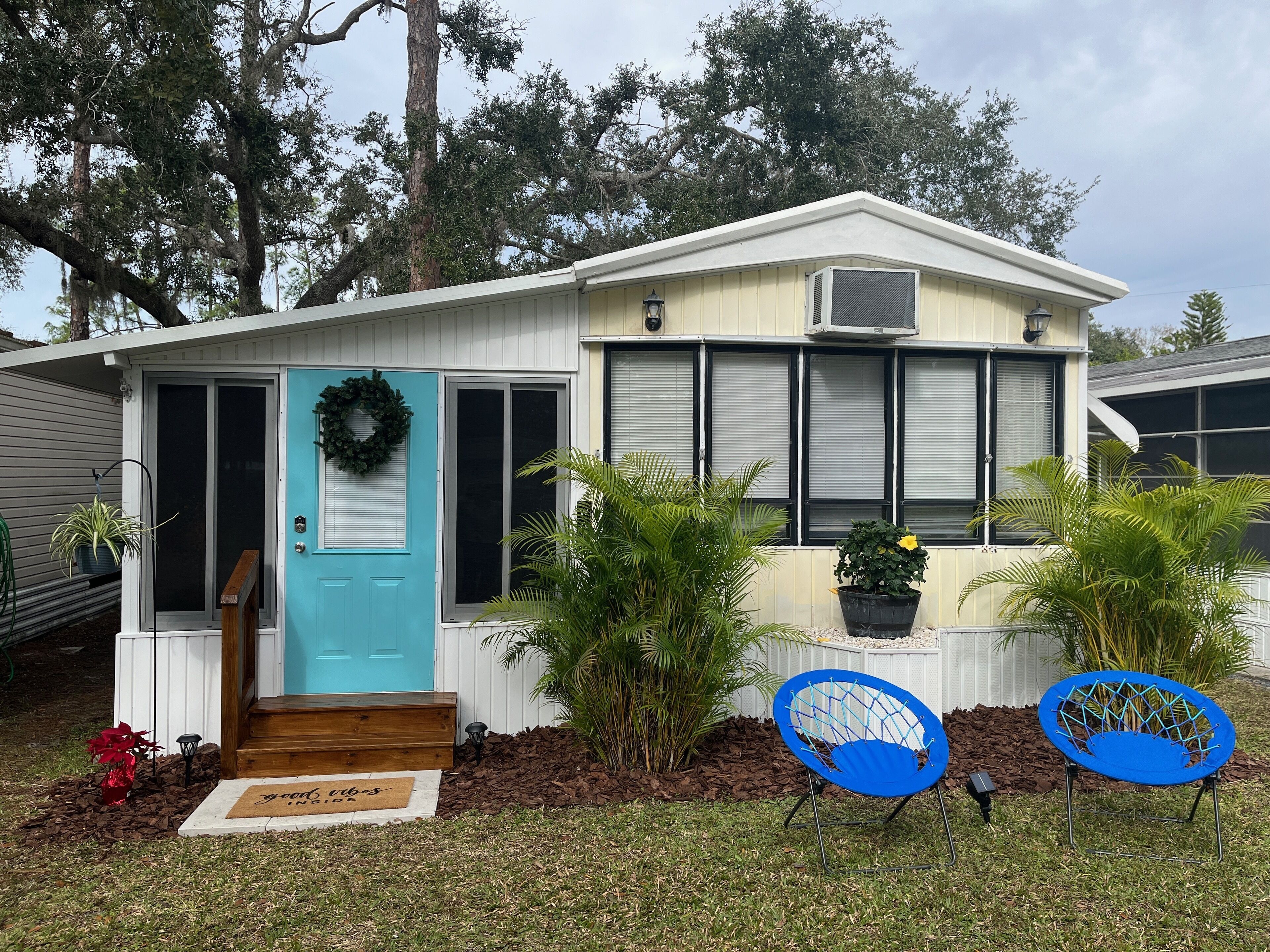 Now accepting 2025 reservations-Relax and recharge at this fun community.